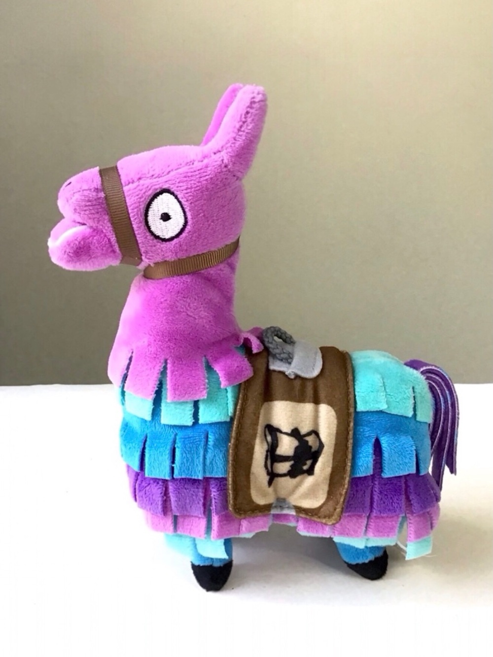 Russ Fortnite Loot Llama 8” Plush 2018 Epic Games Purple Blue Stuffed Animal